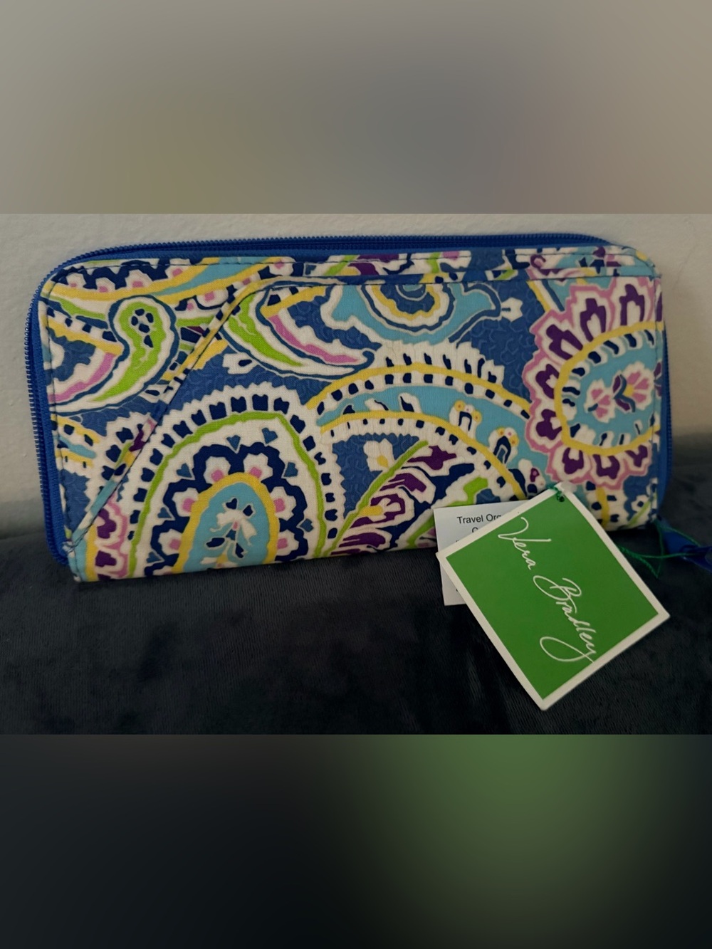 Vera Bradley RETIRED Capri Blue  Zip-Around Travel Organizer/Wallet